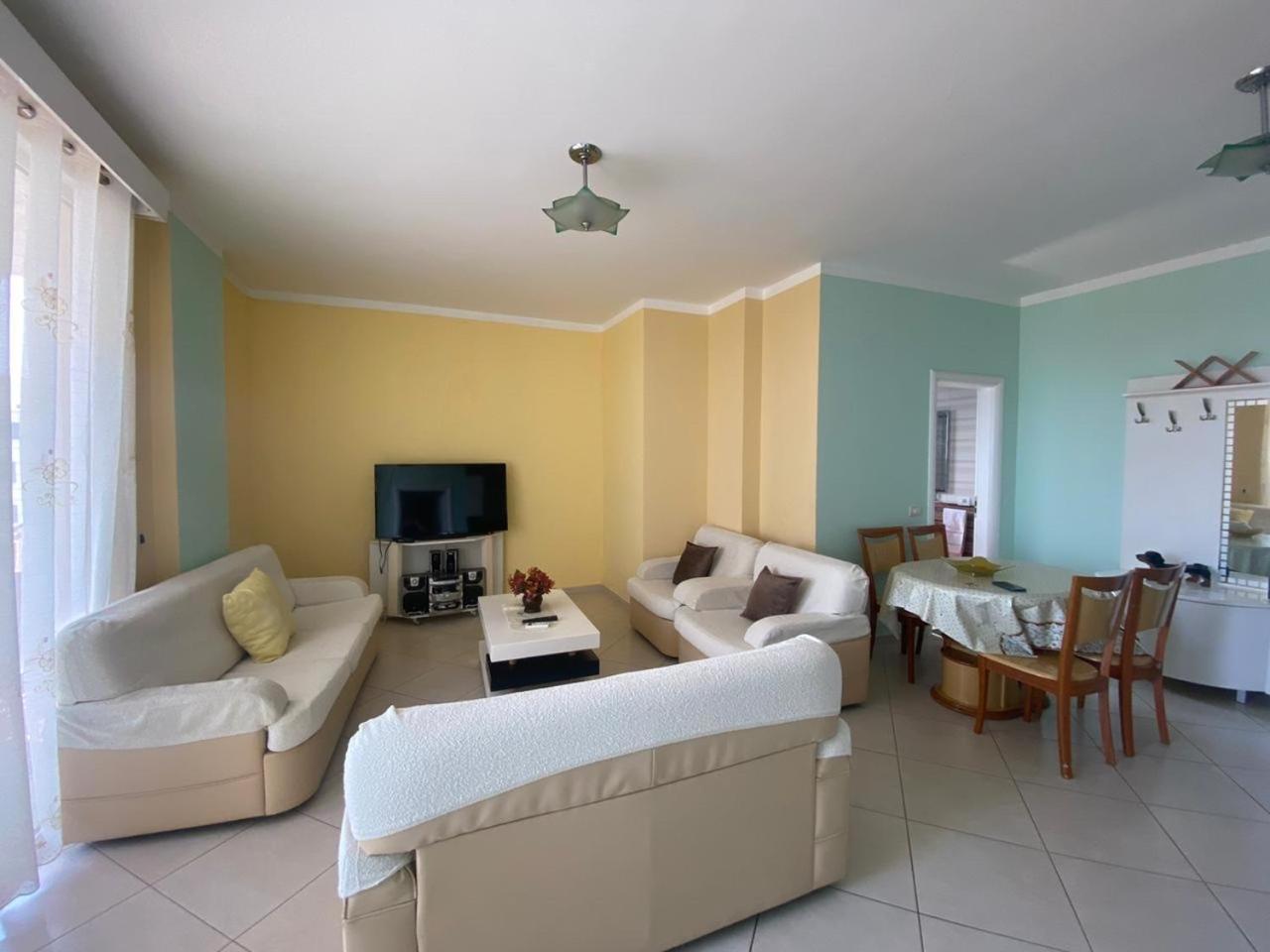 Apartament Albania *